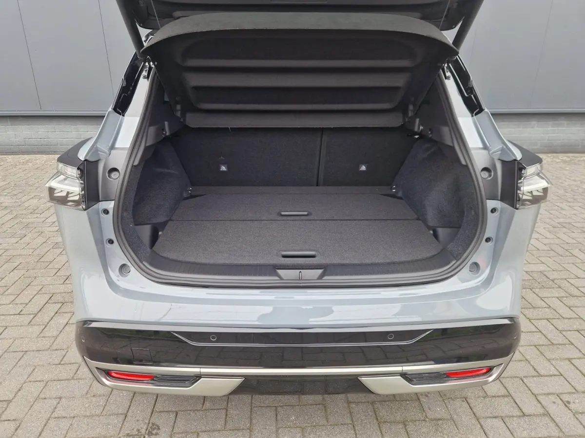 1.3 MHEV Xtronic Tekna Plus /Ceramic Grey Bi-Tone