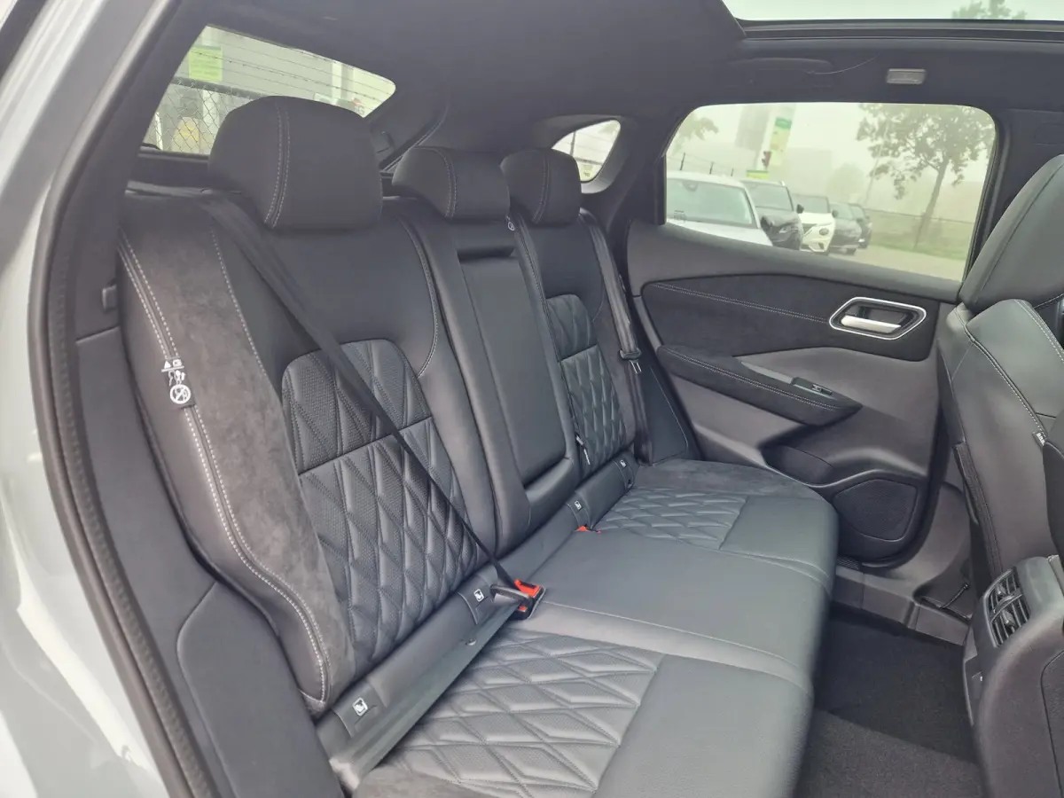 1.3 MHEV Xtronic Tekna Plus /Ceramic Grey Bi-Tone