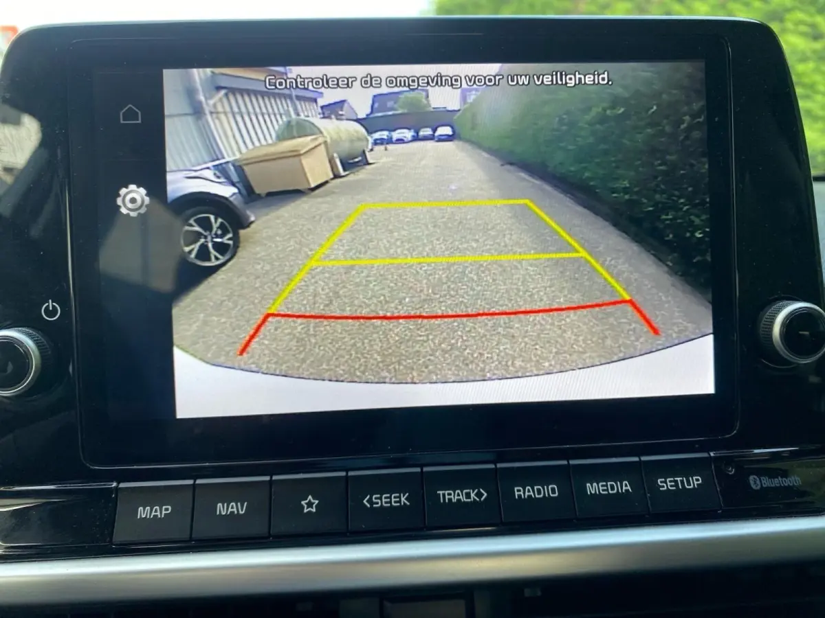 1.0 DPi DynamicPlusLine | AUTOMAAT | Climate control | Navigatie | Parkeercamera | 15 inch LM-velgen | Keyless |