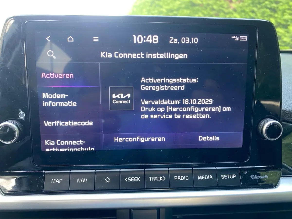 1.0 DPi DynamicPlusLine | AUTOMAAT | Climate control | Navigatie | Parkeercamera | 15 inch LM-velgen | Keyless |