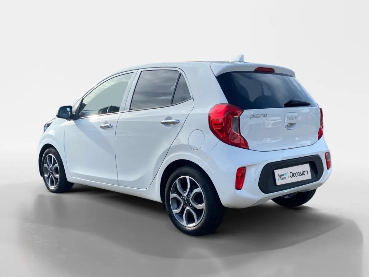 1.0 DPi DynamicPlusLine | AUTOMAAT | Climate control | Navigatie | Parkeercamera | 15 inch LM-velgen | Keyless |