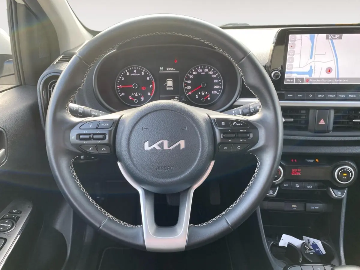 1.0 DPi DynamicPlusLine | AUTOMAAT | Climate control | Navigatie | Parkeercamera | 15 inch LM-velgen | Keyless |