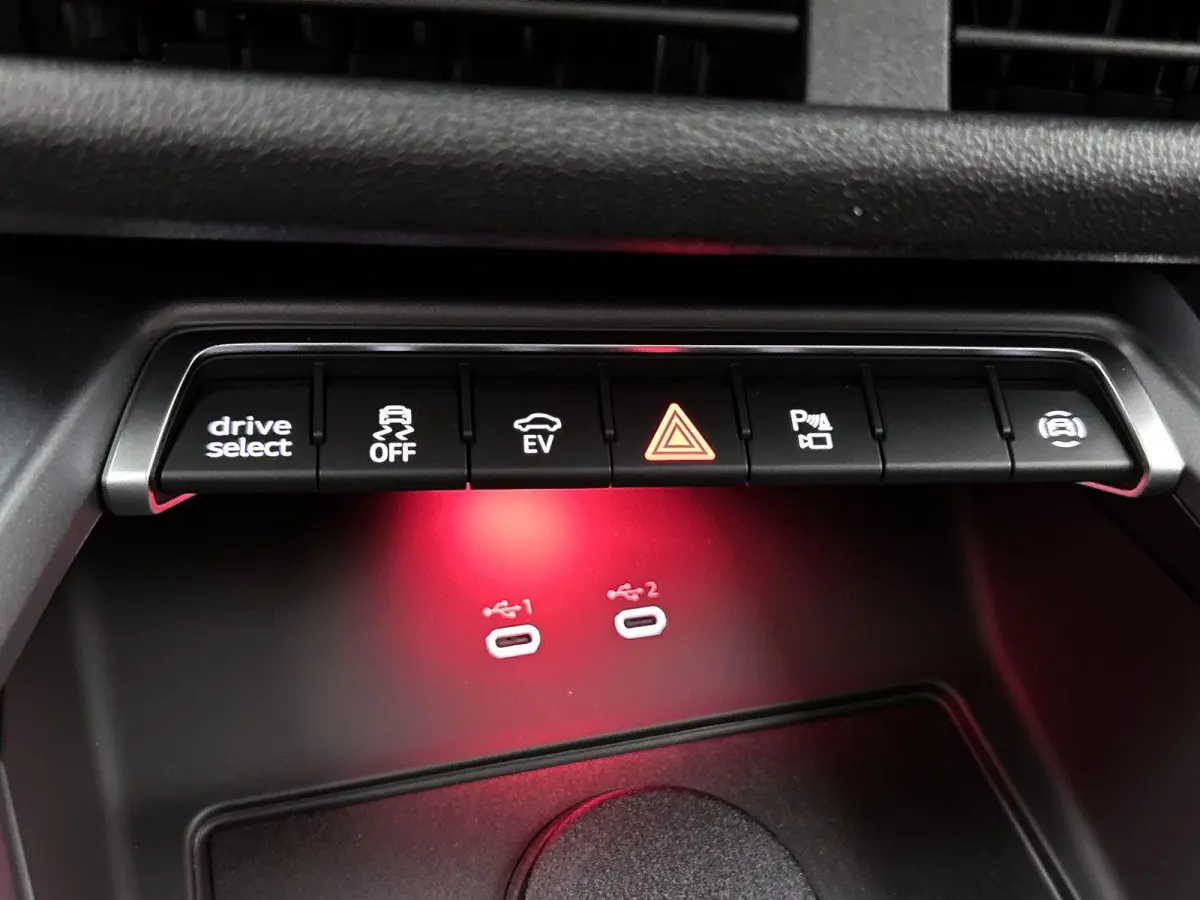 1.5 e-hybrid S edition Competition