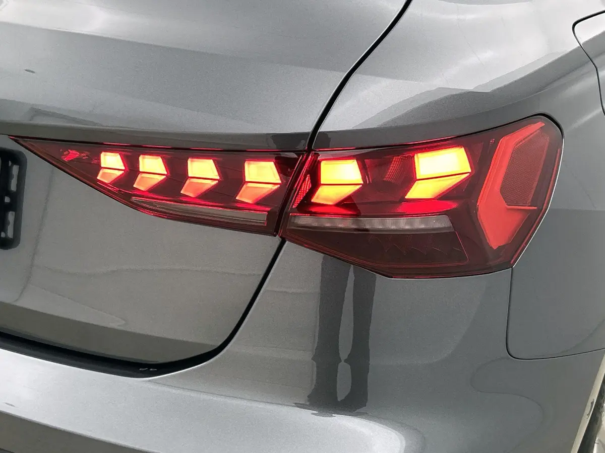 1.5 e-hybrid S edition Competition