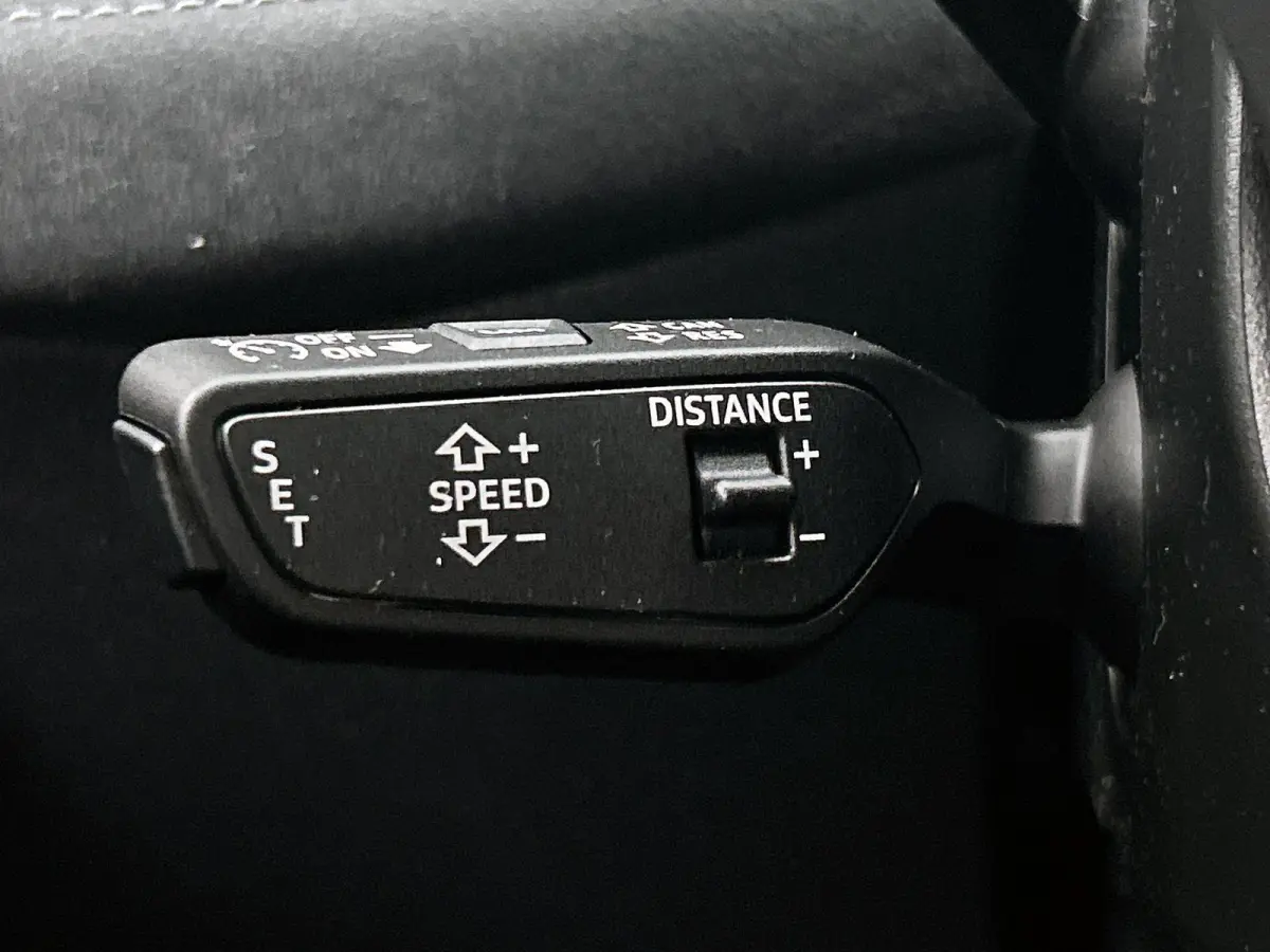 1.5 e-hybrid S edition Competition