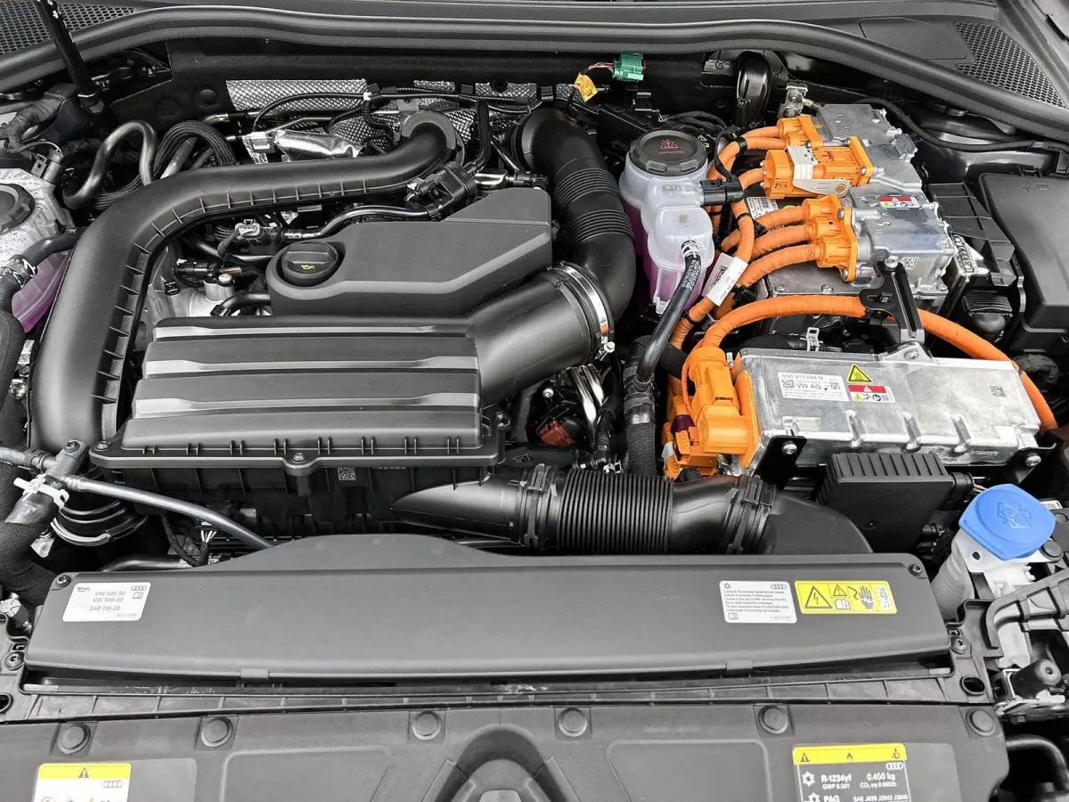 1.5 e-hybrid S edition Competition
