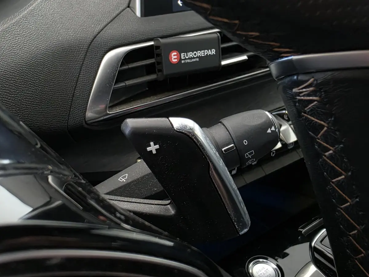 1.6 HYbrid4 300 GT | Leder | Stoelverwarming | Apple Carplay & Android Auto