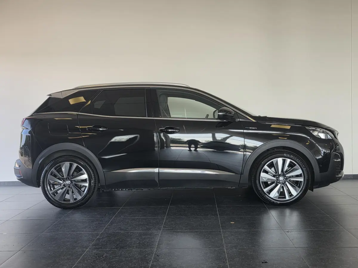 1.6 HYbrid4 300 GT | Leder | Stoelverwarming | Apple Carplay & Android Auto