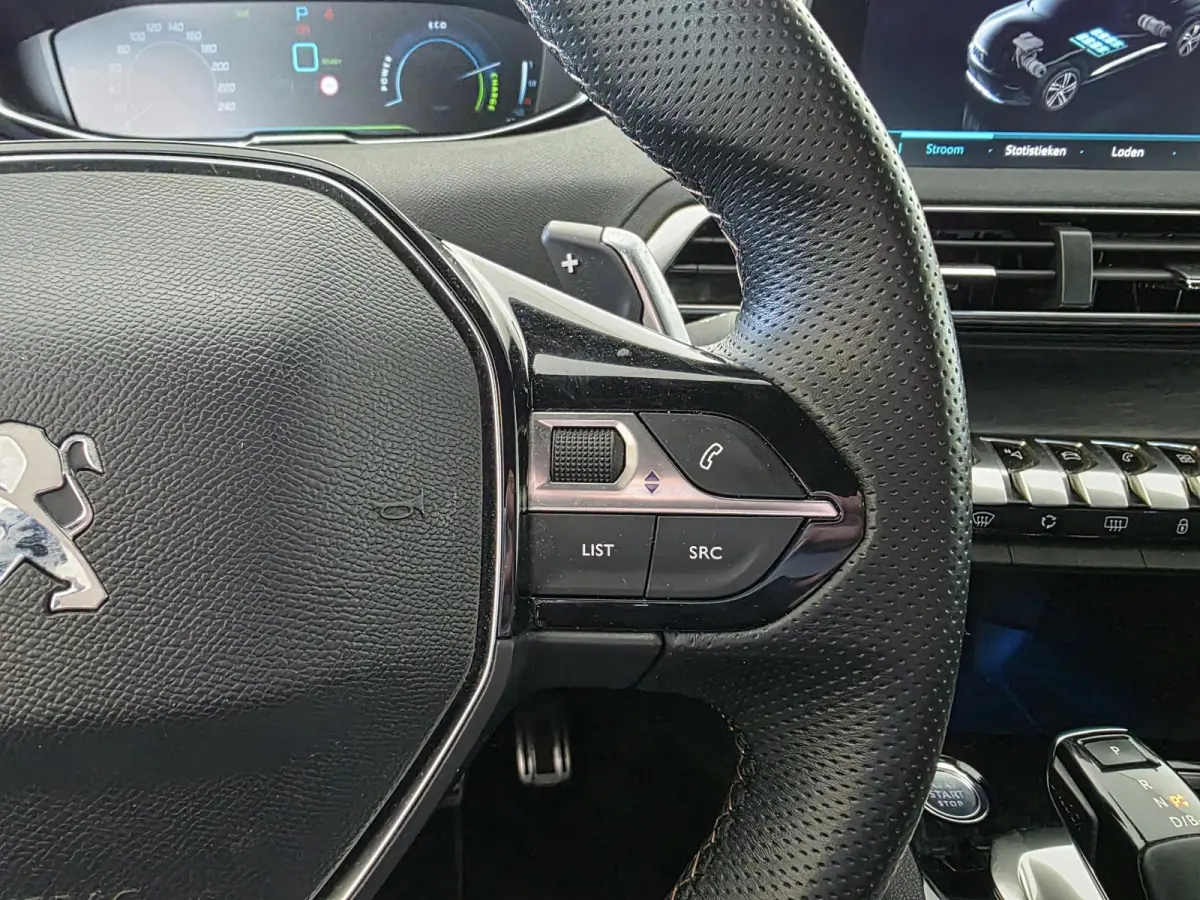 1.6 HYbrid4 300 GT | Leder | Stoelverwarming | Apple Carplay & Android Auto