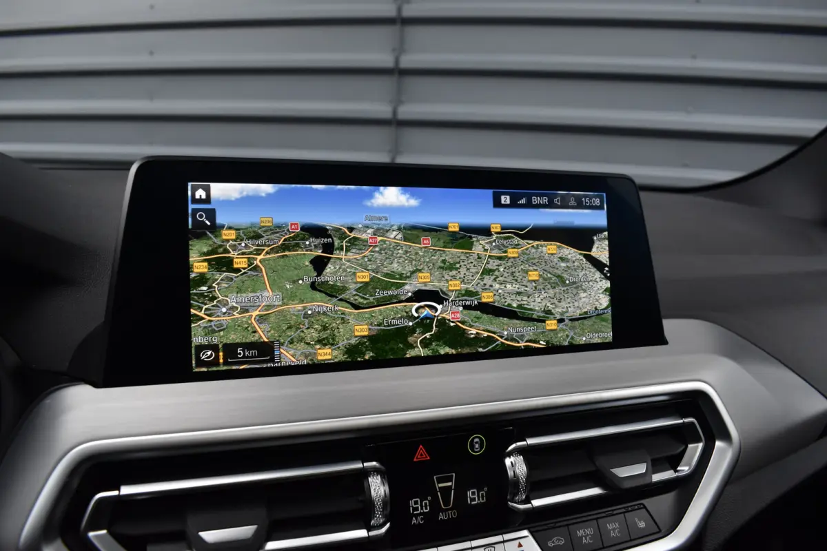 xDrive30e M Sport | Pano | 21'' Wielen | Camera | CarPlay | Head-Up | Stoelverwarming | Sfeerverlichting |