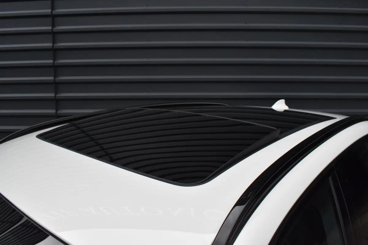 xDrive30e M Sport | Pano | 21'' Wielen | Camera | CarPlay | Head-Up | Stoelverwarming | Sfeerverlichting |