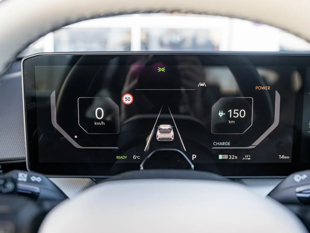 GT-Line Business Edition 81.4 kWh | Direct leverbaar | Gunstige fiscale waarde! | Navi. | Clima. | Adapt. Cruise. | Stoel&Stuur Verwarming | Dodehoekassistentie | GT-Line Vegan Lederen Stoel