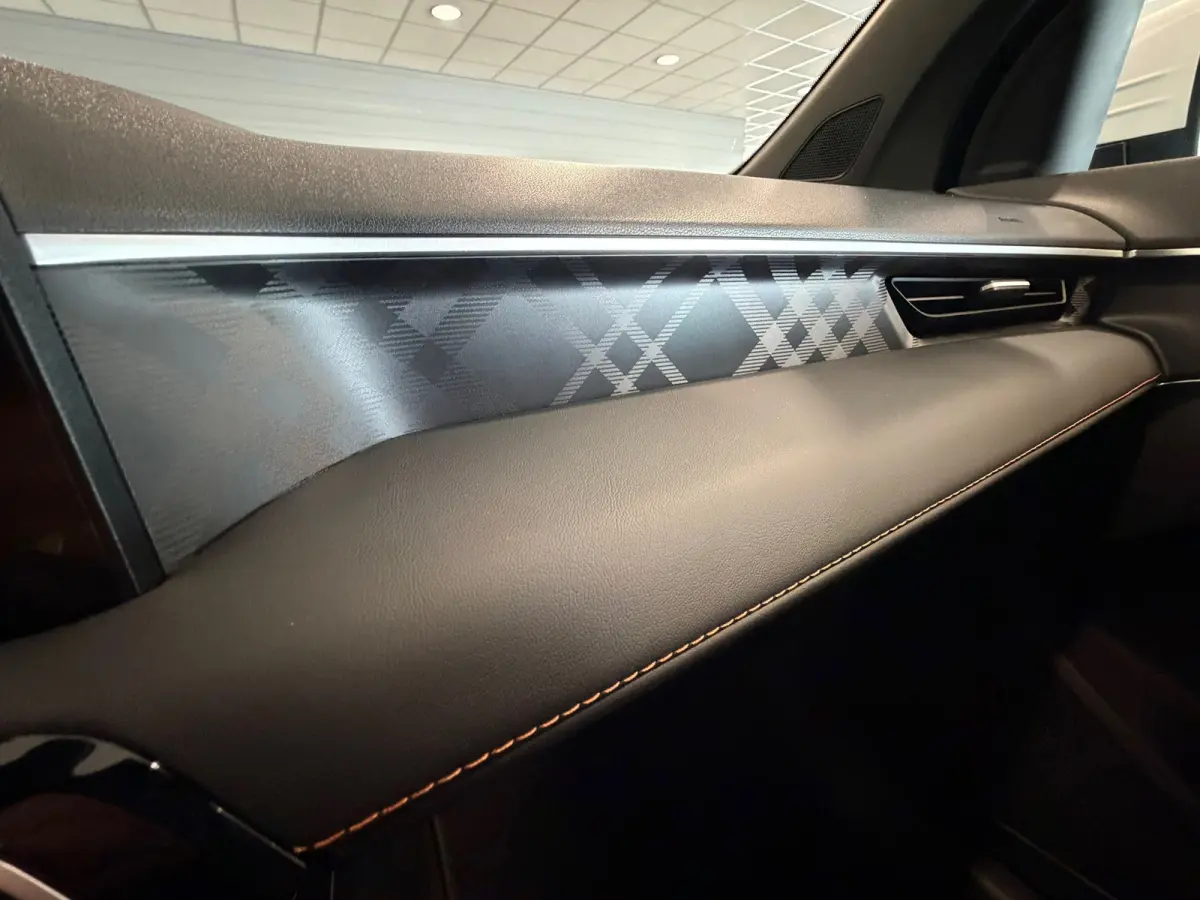1.5 Hybrid+ Luxury | CAMERA | CAR PLAY |