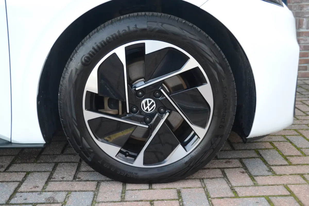 Pro 58 kWh 91,7% SOH | Stoelverwarming | Adaptive Cruise | Carplay/Android Auto | Navigatie | IQ Drive