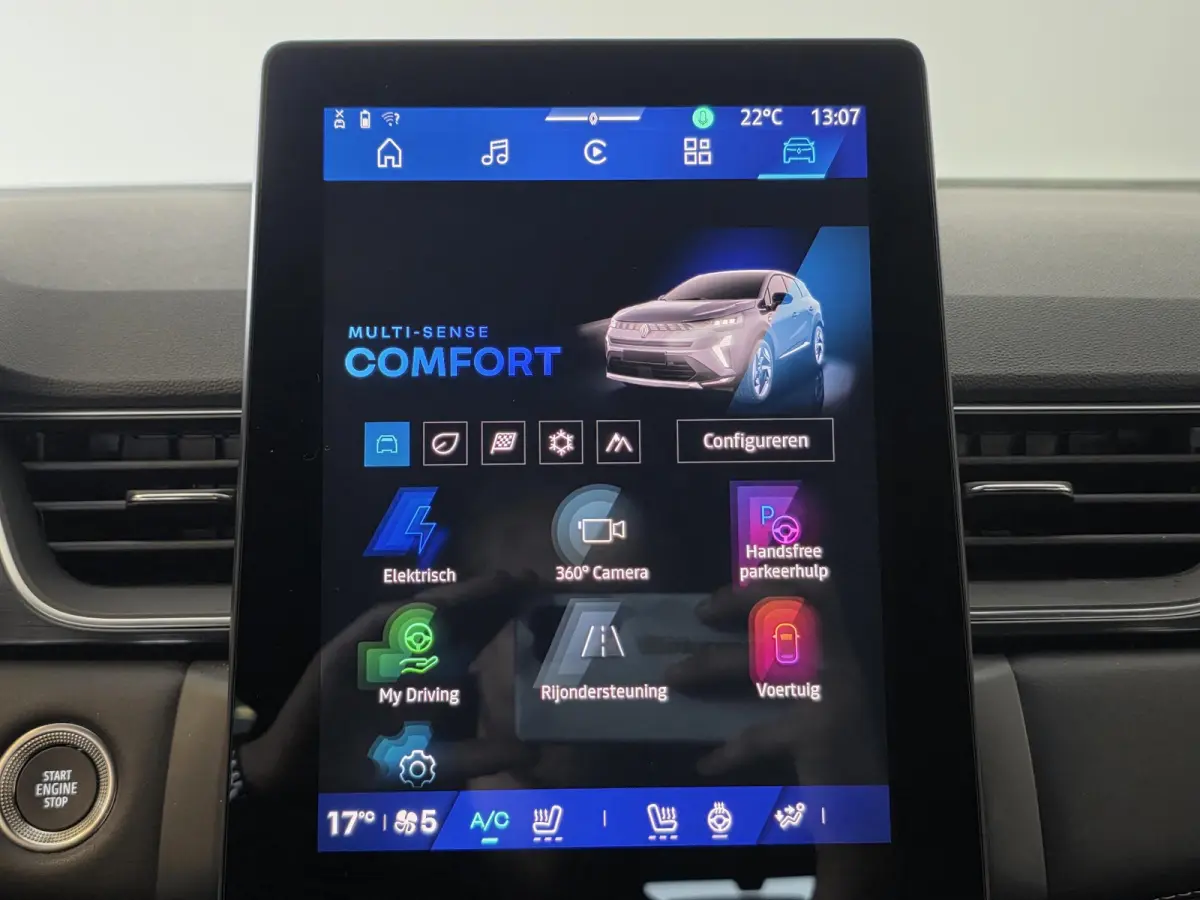 1.6 E-Tech full hybrid 145 iconic | Stoel & Stuur Verwarming | 360° Camera | Apple Carplay & Android Auto