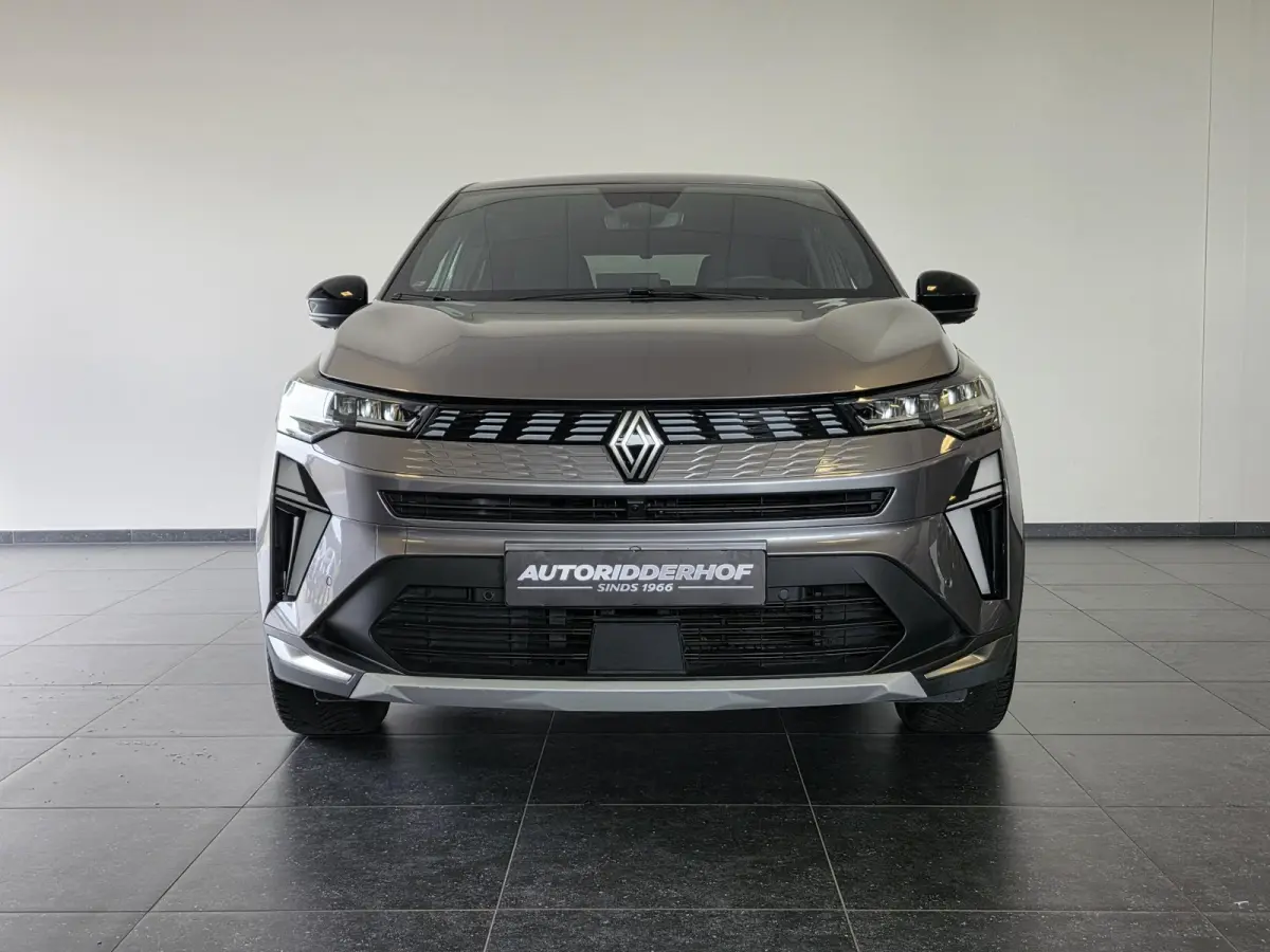 1.6 E-Tech full hybrid 145 iconic | Stoel & Stuur Verwarming | 360° Camera | Apple Carplay & Android Auto