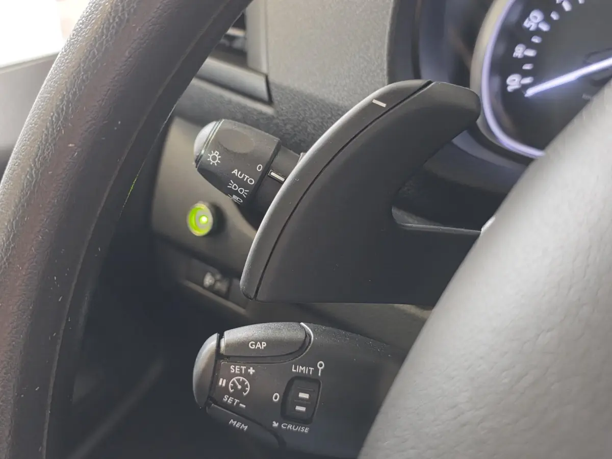 2.0 BlueHDI 180 S&S DC | Trekhaak | Camera | Apple Carplay & Android Auto |