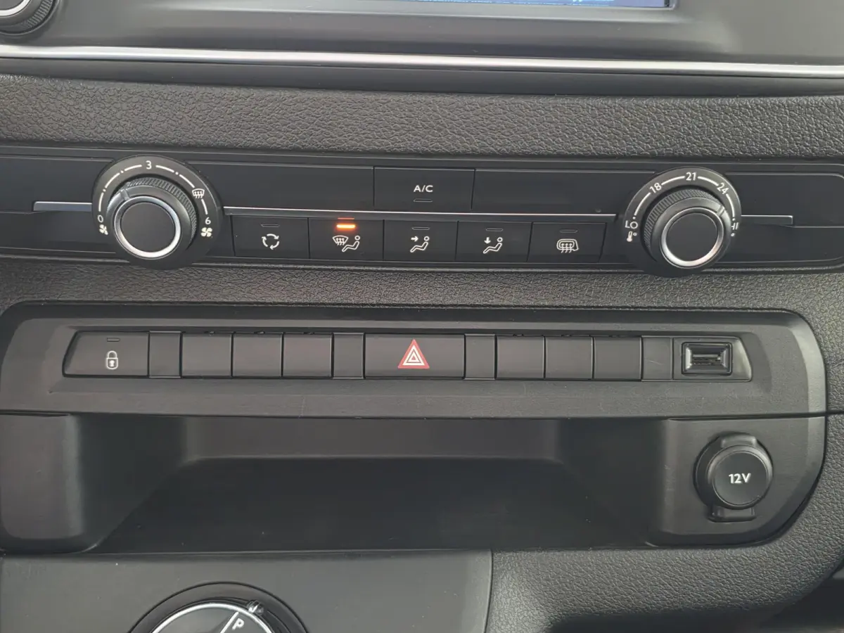 2.0 BlueHDI 180 S&S DC | Trekhaak | Camera | Apple Carplay & Android Auto |