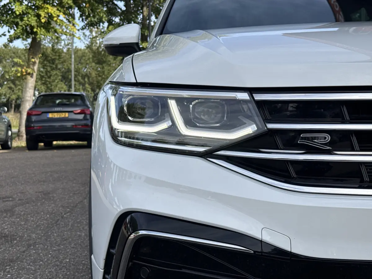 1.4 TSI eHybrid R-Line Business | Vol opties | BTW | Pano | Leder | Elek stoelen