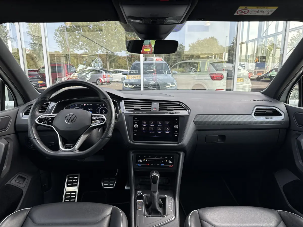 1.4 TSI eHybrid R-Line Business | Vol opties | BTW | Pano | Leder | Elek stoelen