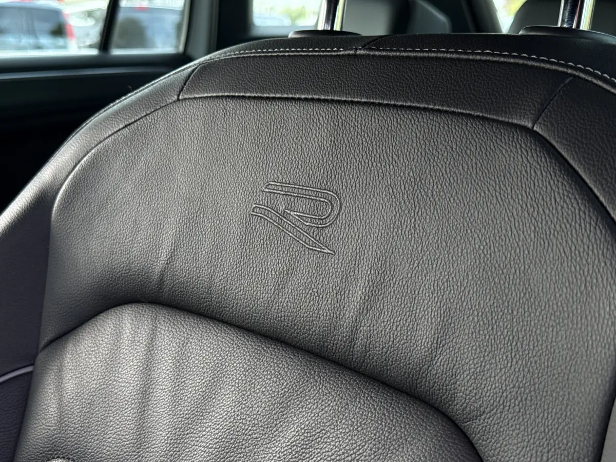 1.4 TSI eHybrid R-Line Business | Vol opties | BTW | Pano | Leder | Elek stoelen