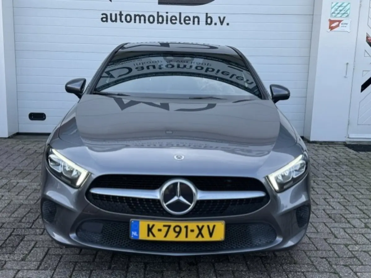 180 Business Solution Luxury-Digital dash- BTW - sfeerverlichting-Automaat-Dealer onderhouden-1e eigenaar