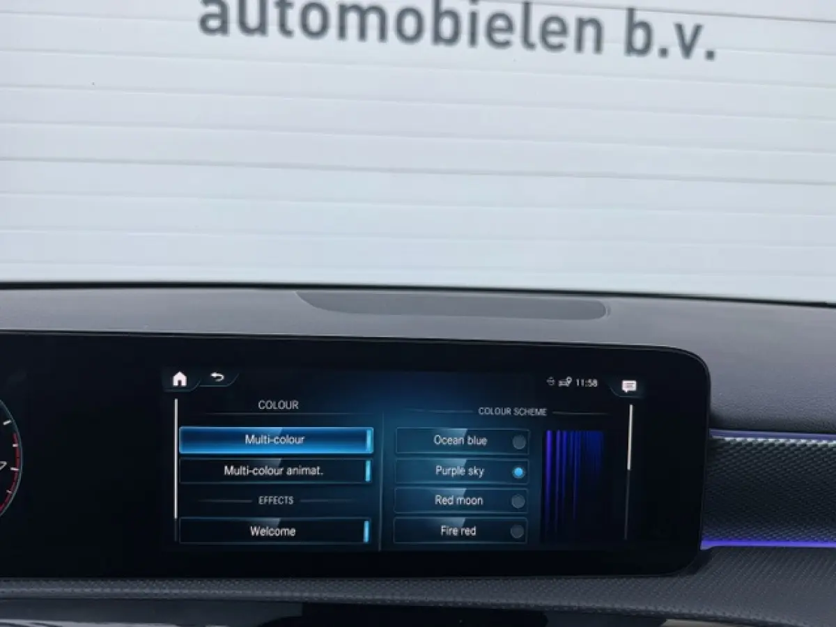 180 Business Solution Luxury-Digital dash- BTW - sfeerverlichting-Automaat-Dealer onderhouden-1e eigenaar