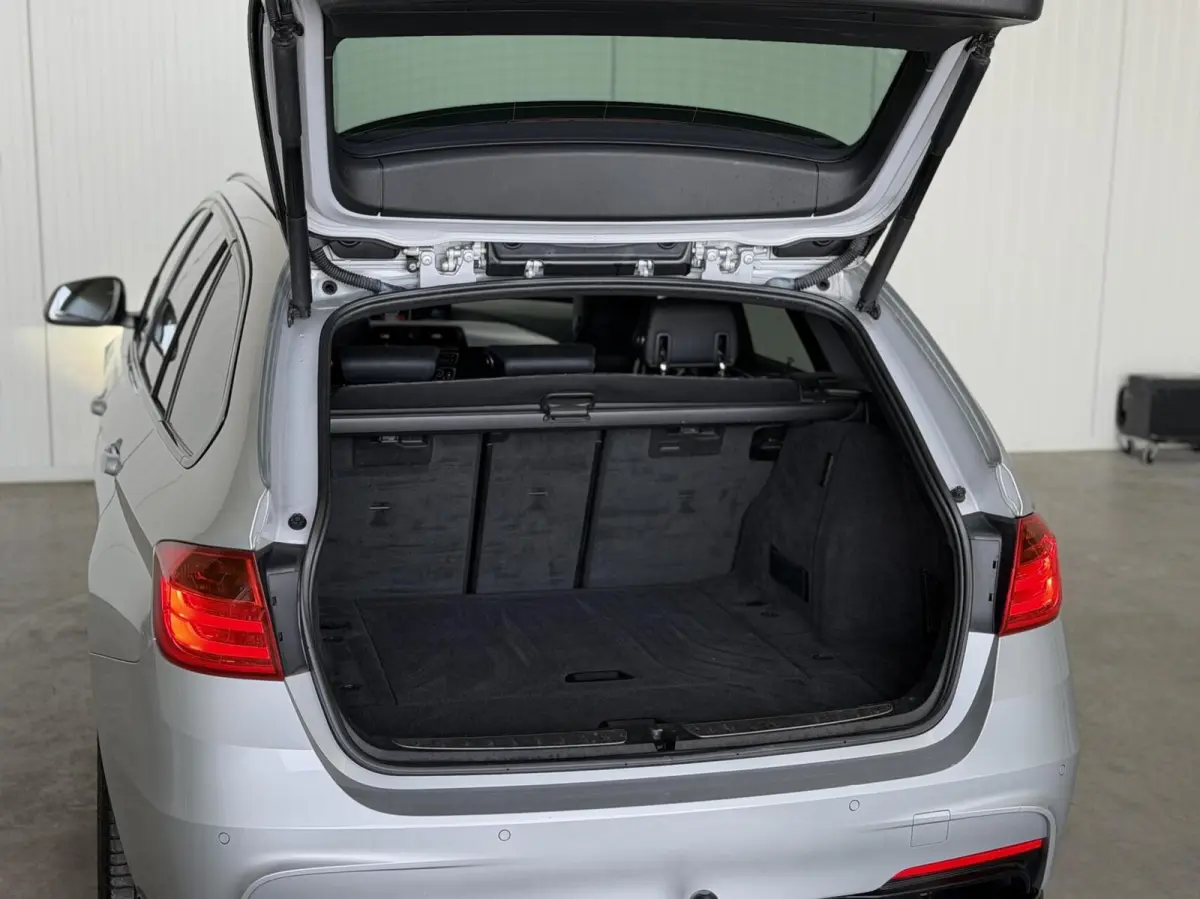335i xDrive High Executive