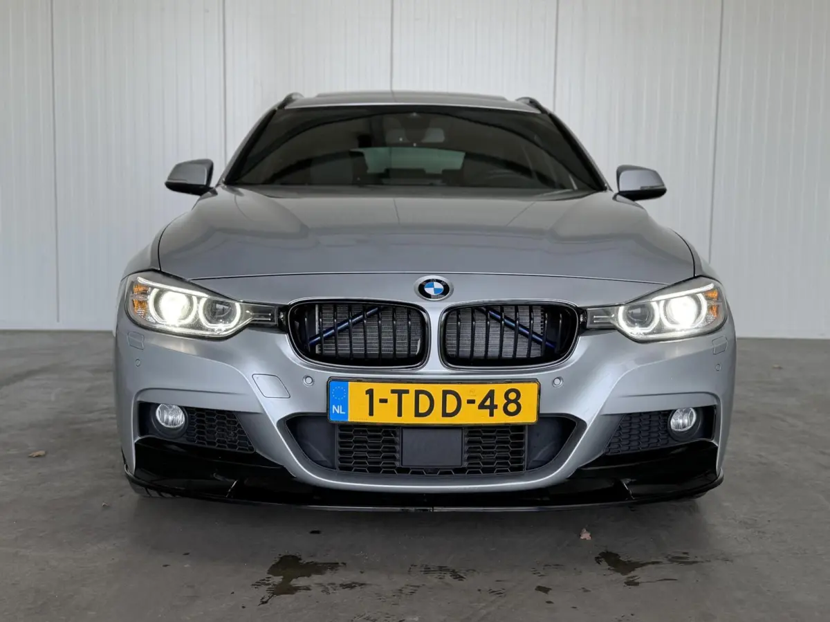 335i xDrive High Executive