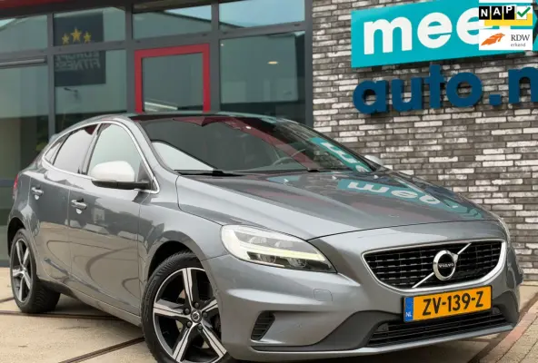 1.5 T3 Polar+ Sport R-Design PANO l CAMERA l KEYLESS l H/K SOUND l TREKHAAK l STANDKACHEL l ORG.NL l DEALER OND l 1e EIG