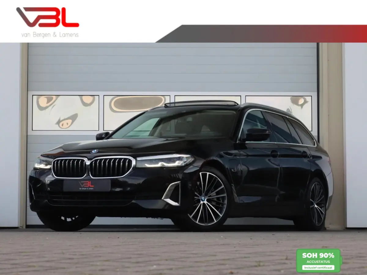 530e Luxuryline | SOH 90,2% | Panoramdak