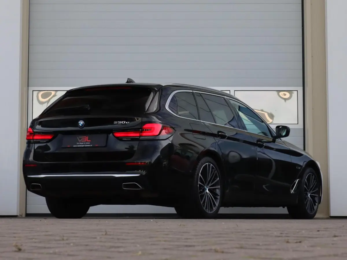 530e Luxuryline | SOH 90,2% | Panoramdak