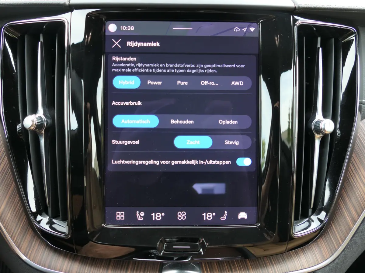2.0 Recharge T8 AWD Inscription | Luchtvering | Bowers & Wilkens | Nappa | Stoelventilatie | 360°-camera | Trekhaak | 22-inch velgen | Head-up display | Apple-/Android Carplay | Full-LED | 
