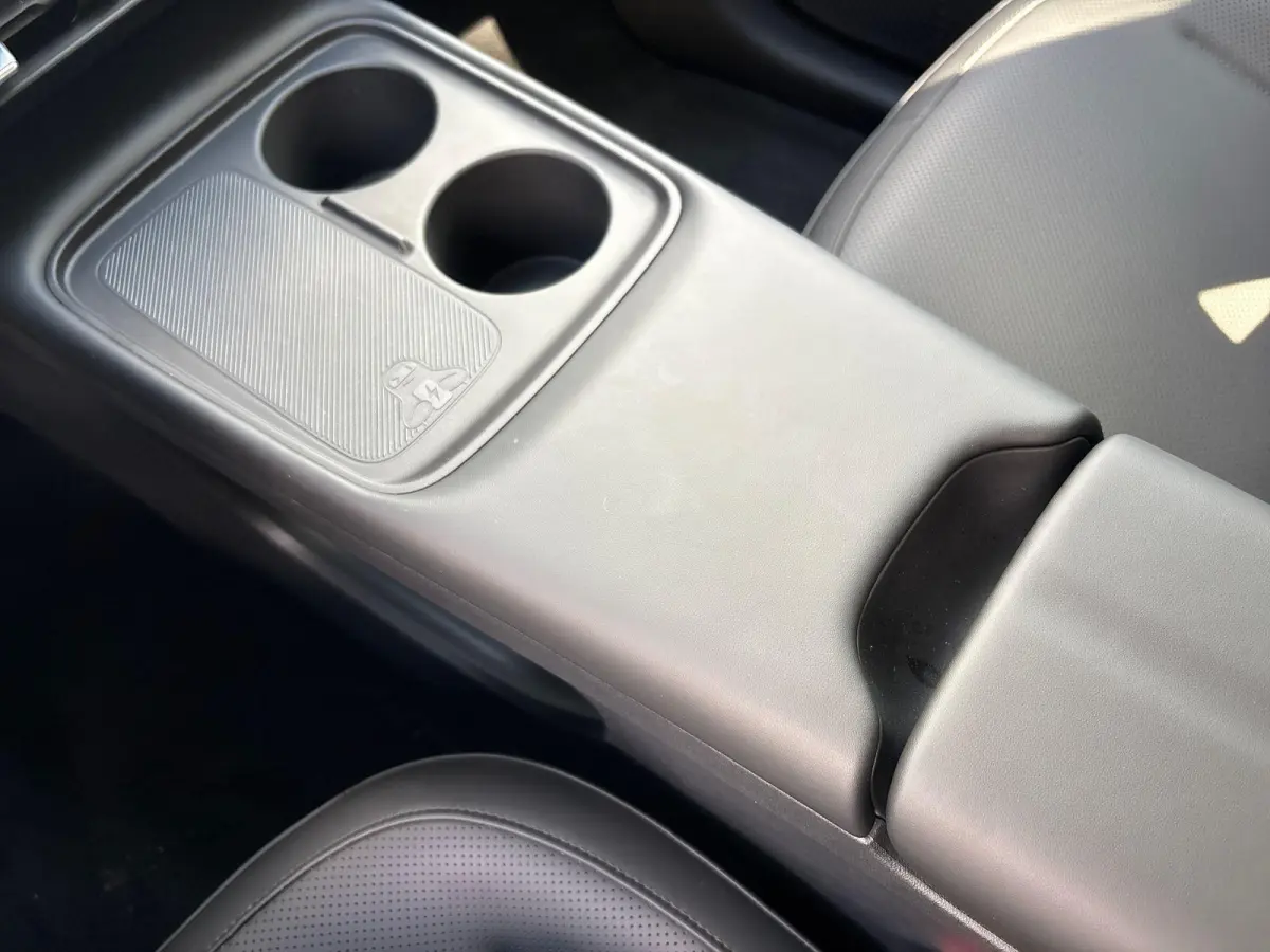 ProMax Design 53 kWh | Overstapweken deal! | 390km actieradius | Navigatie | kunstlederen bekleding | Stoelverwarming | 360 graden camera | Adaptive cruise control