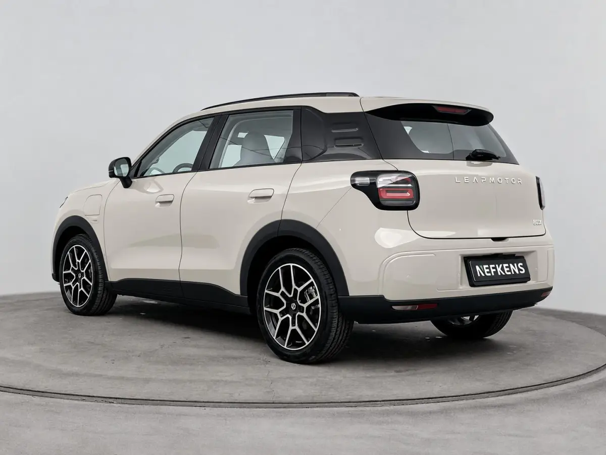 ProMax Design 53 kWh | Overstapweken deal! | 390km actieradius | Navigatie | kunstlederen bekleding | Stoelverwarming | 360 graden camera | Adaptive cruise control
