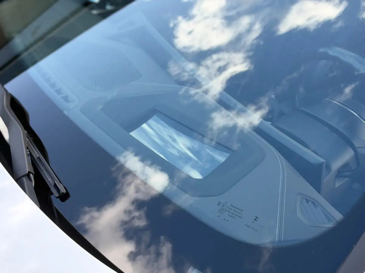 40 High Exec. M-SPORT SOH 96.4% l SCHUIFDAK l H/K l HUD l LASER l ACC l EL-STOEL l KEYLESS l ORG.NL l DEALER OH l 1eEIG