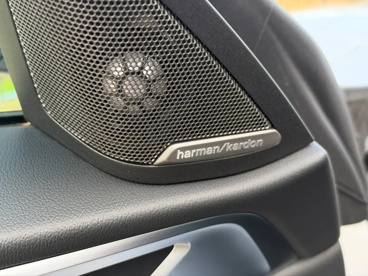 40 High Exec. M-SPORT SOH 96.4% l SCHUIFDAK l H/K l HUD l LASER l ACC l EL-STOEL l KEYLESS l ORG.NL l DEALER OH l 1eEIG