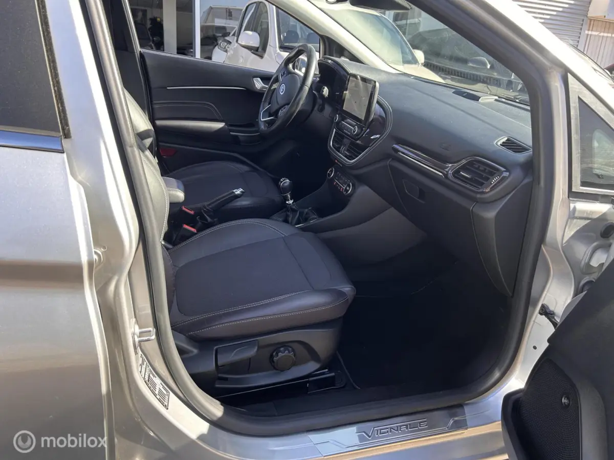 1.0 EcoBoost Vignale Zeer nette auto !!