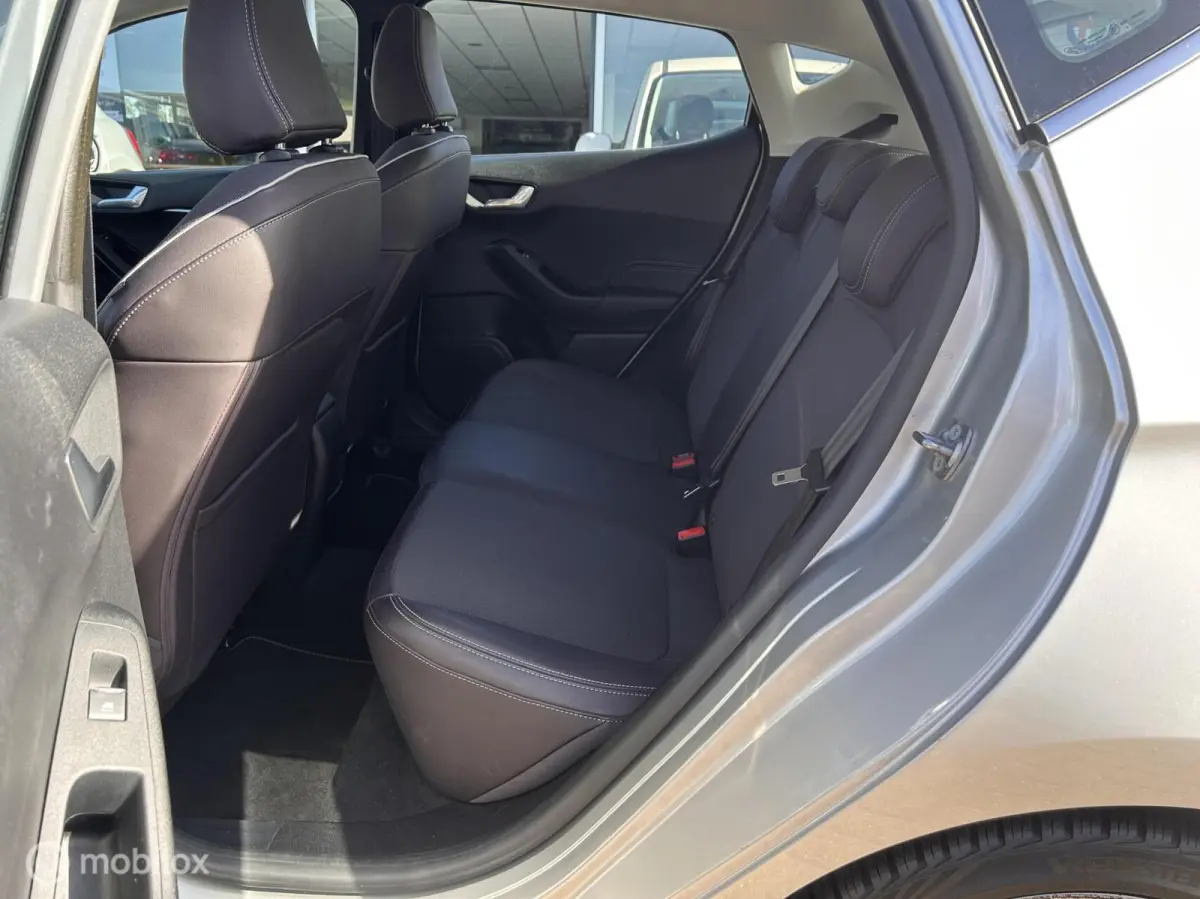 1.0 EcoBoost Vignale Zeer nette auto !!