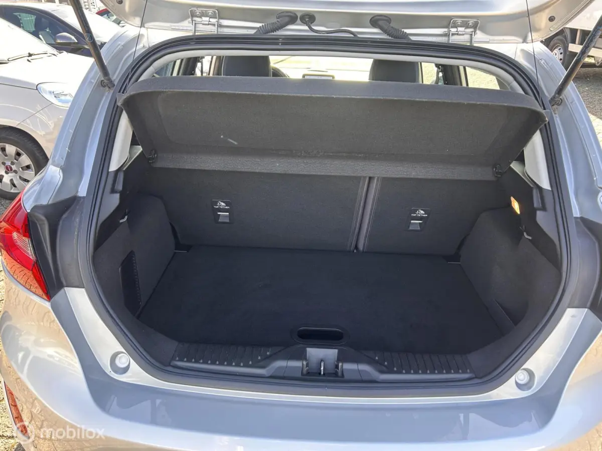 1.0 EcoBoost Vignale Zeer nette auto !!