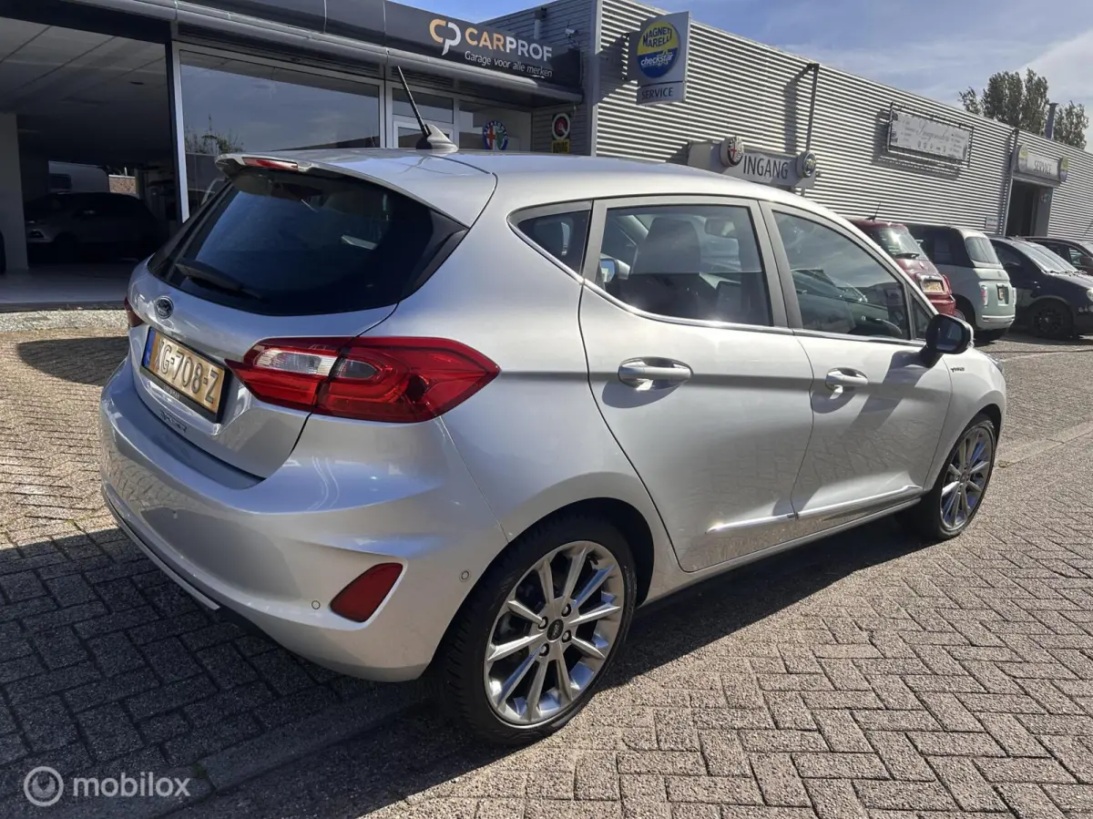 1.0 EcoBoost Vignale Zeer nette auto !!