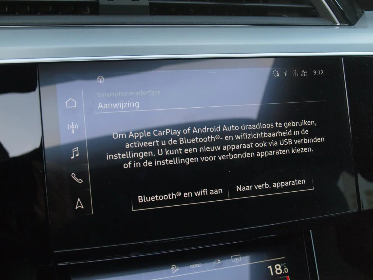 55 quattro S edition 95 kWh | Panoramadak | 360 Camera | Dubbele Laadpoort | Apple Carplay | ACC | NL-auto |