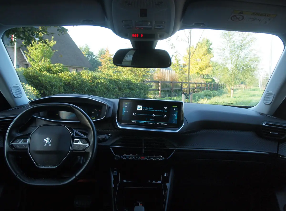 EV Blue Lease Allure 50 kWh | SOH 94% | Camera | Apple Carplay | Navi | DAB | NL-Auto