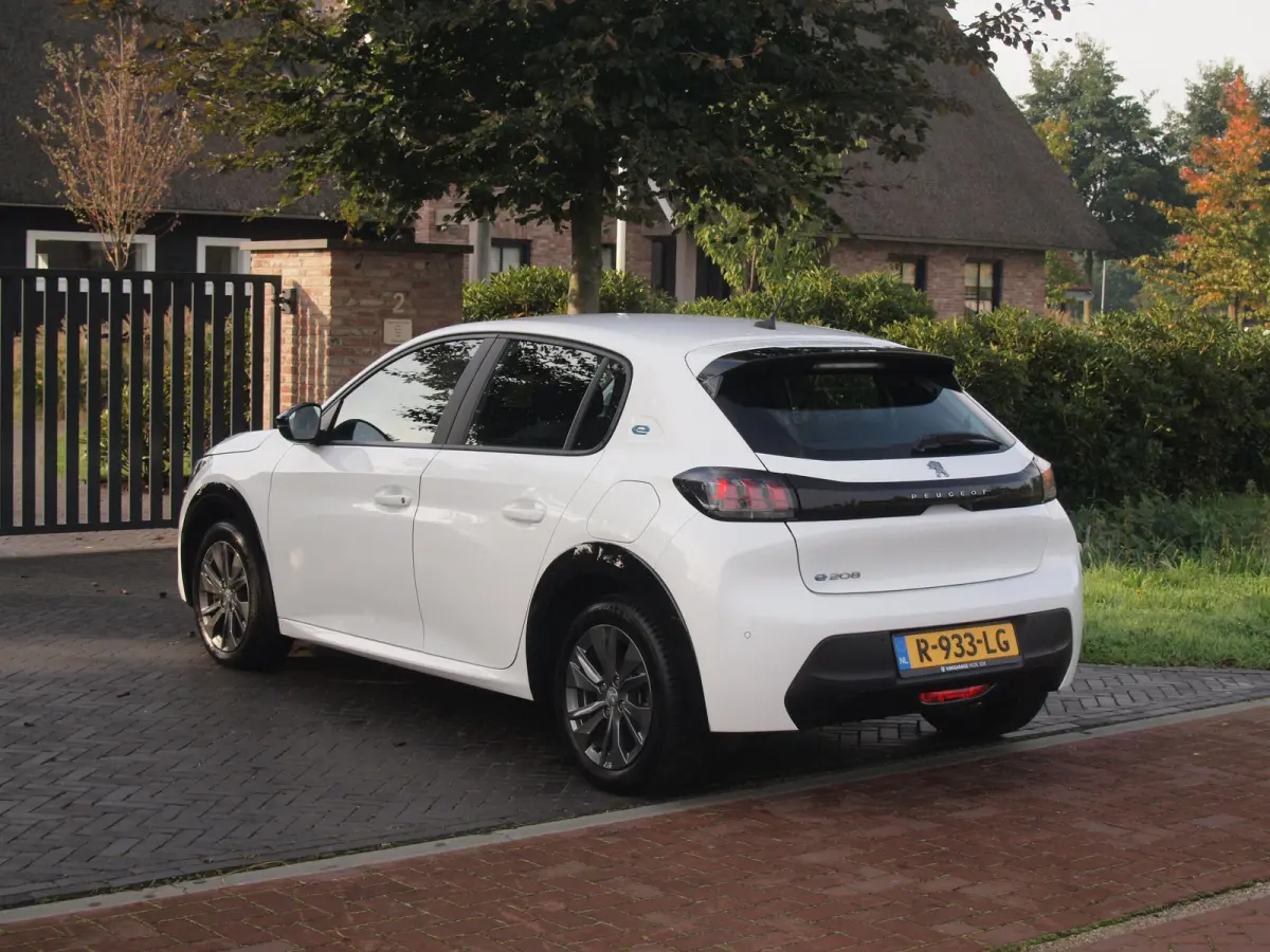 EV 50 kWh | SOH 92% | Apple Carplay | Parkeersensoren | Navi | Cruise Control | NL-Auto |