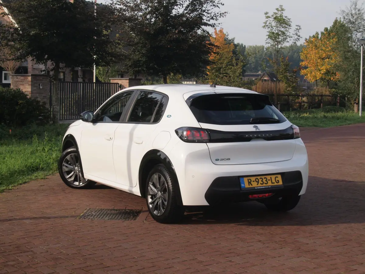 EV 50 kWh | SOH 92% | Apple Carplay | Parkeersensoren | Navi | Cruise Control | NL-Auto |