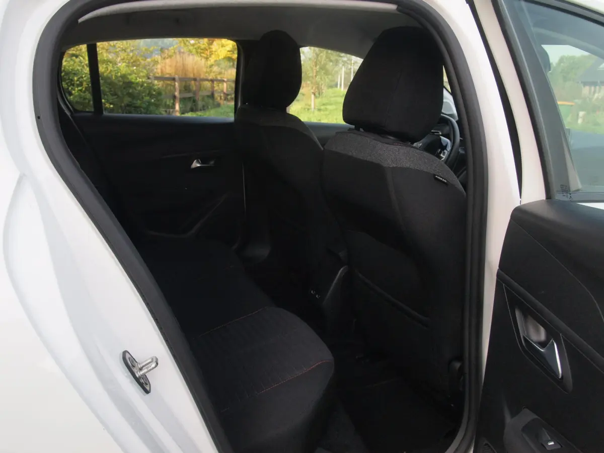 EV 50 kWh | SOH 92% | Apple Carplay | Parkeersensoren | Navi | Cruise Control | NL-Auto |