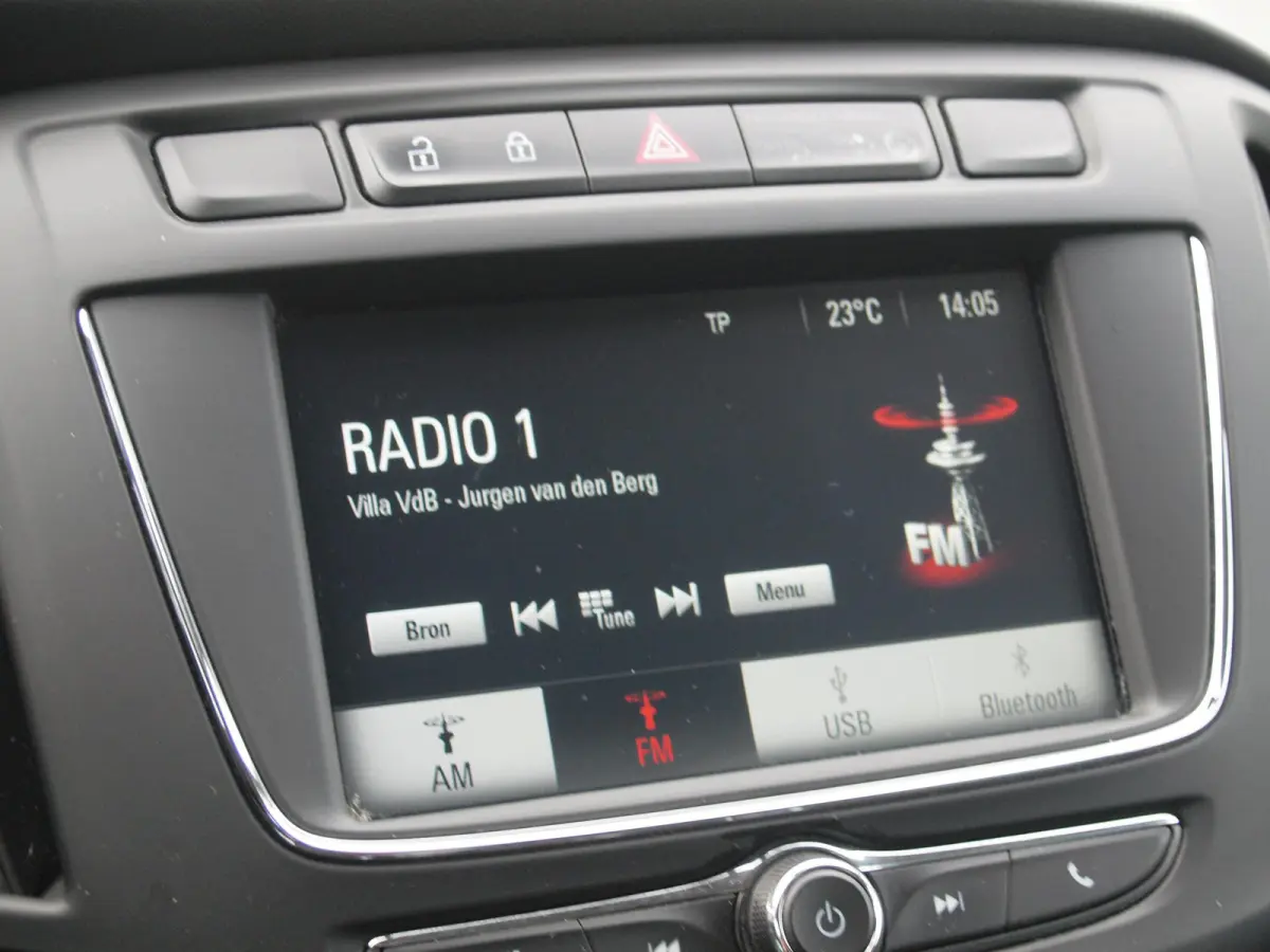 1.4 Turbo Online Edition 7p. | 7-persoons | Camera | Trekhaak | Automaat | Apple Carplay |