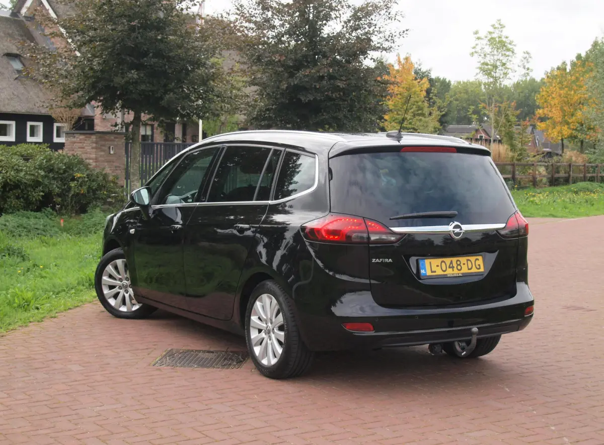 1.4 Turbo Online Edition 7p. | 7-persoons | Camera | Trekhaak | Automaat | Apple Carplay |