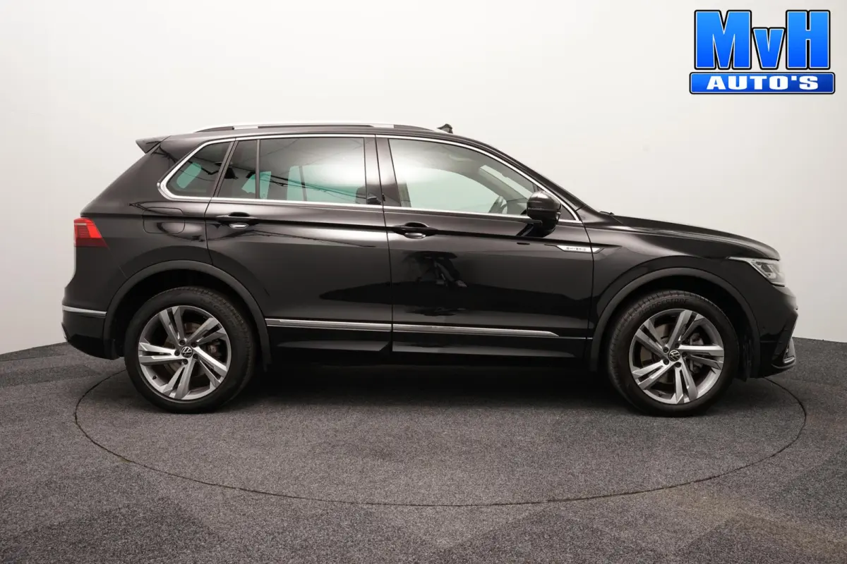 1.4 TSI PHEV R-Line|PANO|STOEL/STUUR.VERW