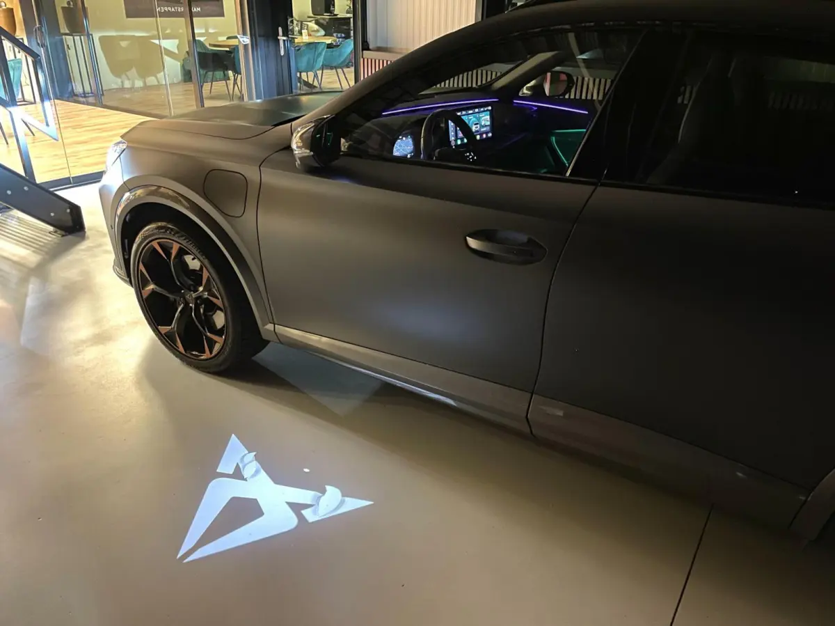 1.4 e-Hybrid VZ 245 PK/ Cam/ Memo/ Pano/ Sportstuur/ Matt/ Trekhaak